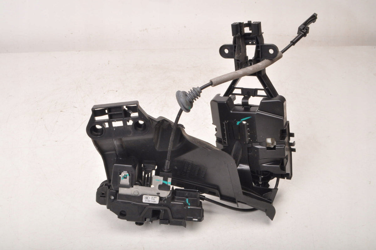 VOLVO S90 II DOOR LOCK RIGHT FRONT UK 31462456 6 PIN