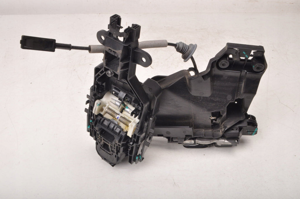 VOLVO S90 II DOOR LOCK RIGHT FRONT UK 31462456 6 PIN