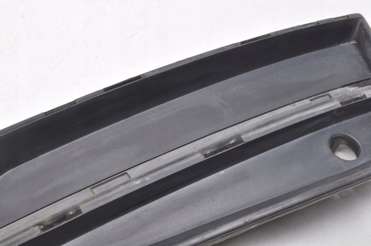 VOLVO S90 II GRILLE DUMMY BUMPER RIGHT 31425447
