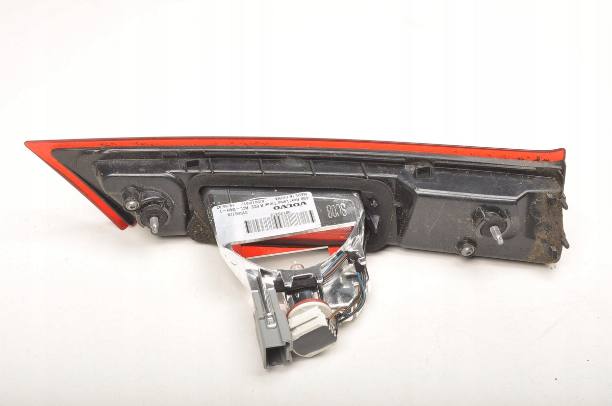 VOLVO S90 II LAMP RIGHT REAR FLAP SEDAN 31656778