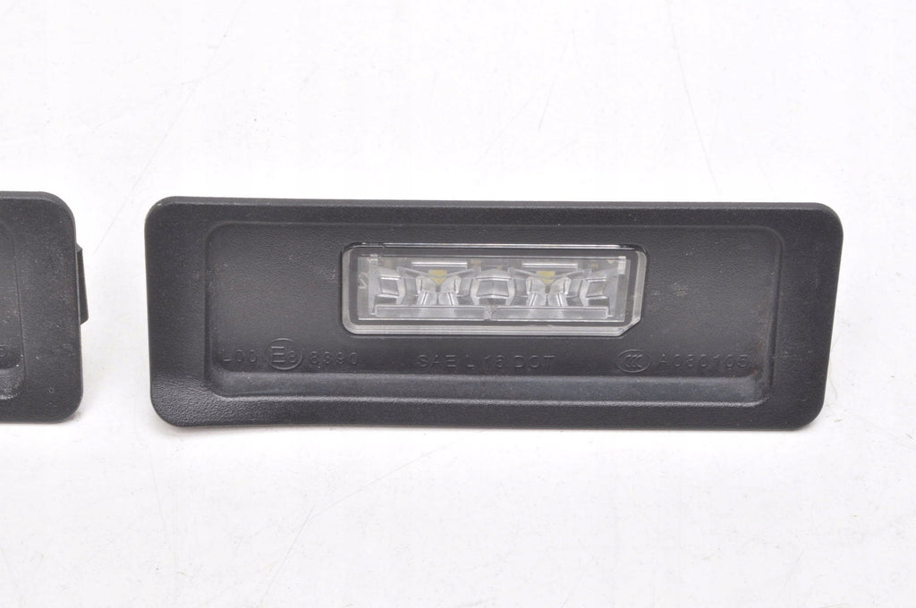 VOLVO S90 II LICENSE PLATE LAMP 31446531 SET