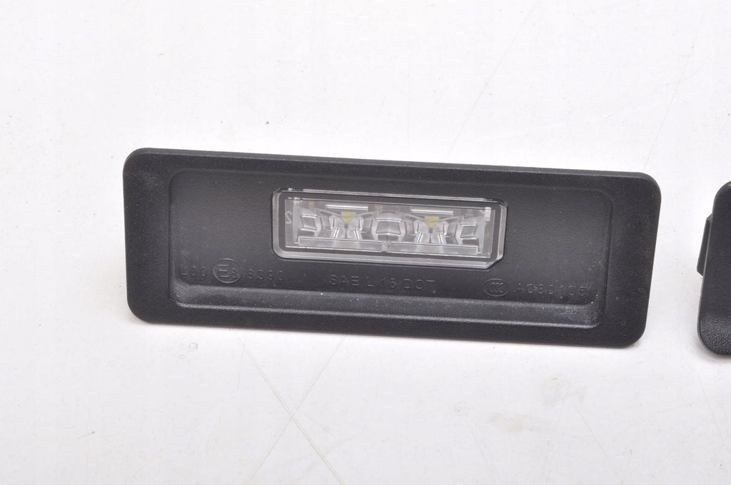 VOLVO S90 II LICENSE PLATE LAMP 31446531 SET