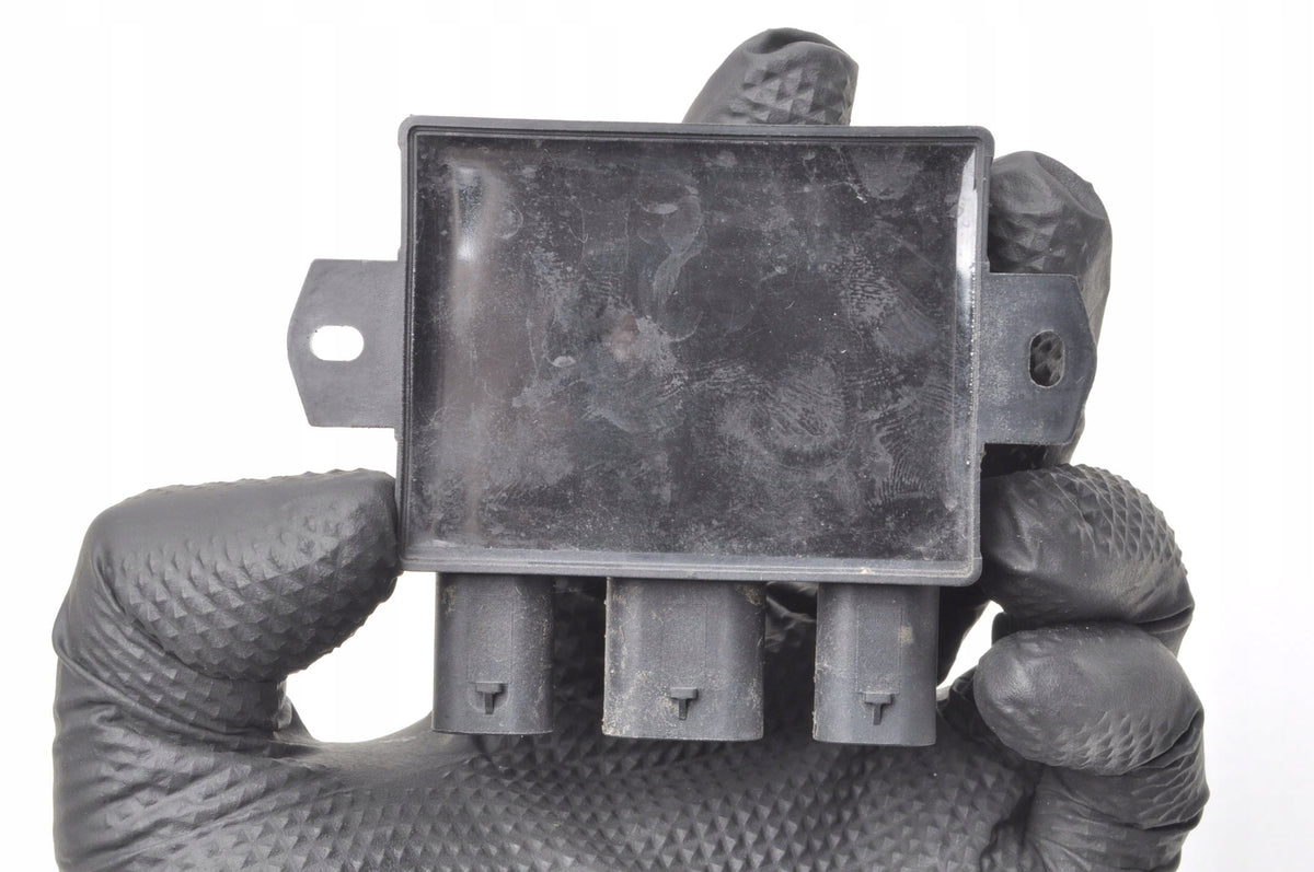 VOLVO S90 II MODULE RELAY FLAP OPENING SENSOR SEDAN C96550-100