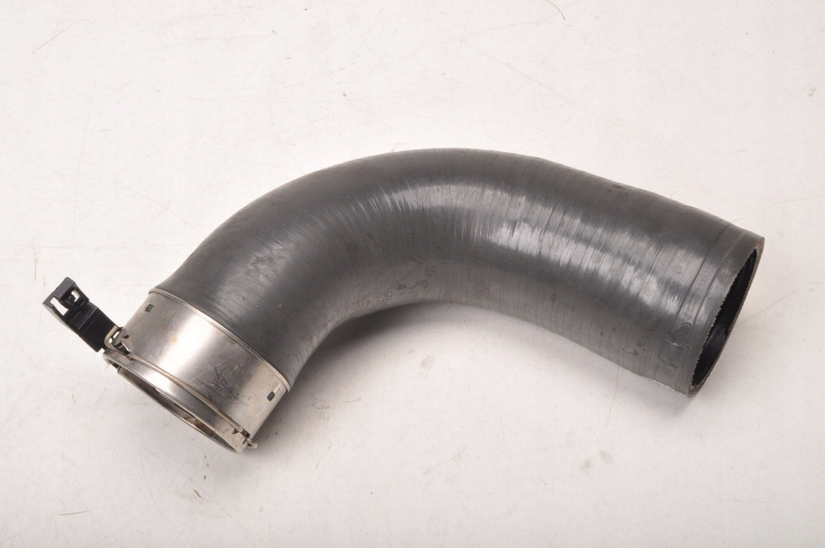 VOLVO S90 II V90 2.0 D4 190KM INTERCOOLER HOSE