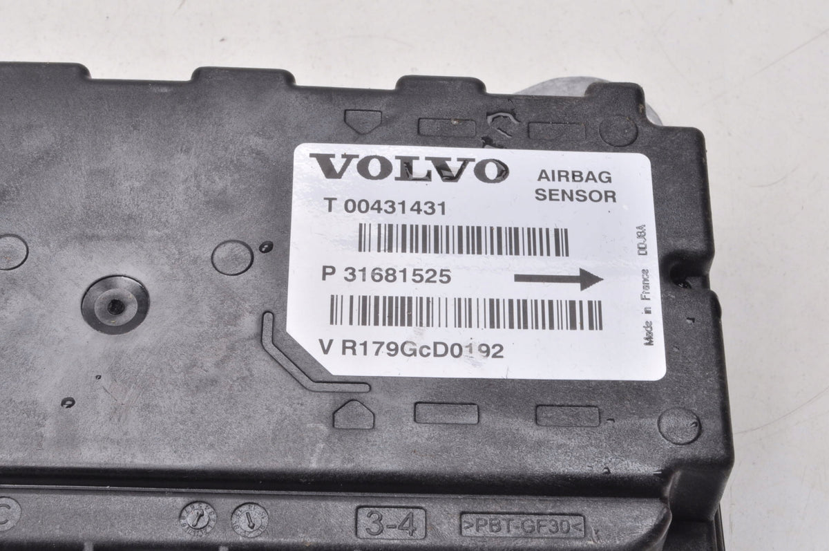 VOLVO S90 II V90 AIRBAG SENSOR 31681525