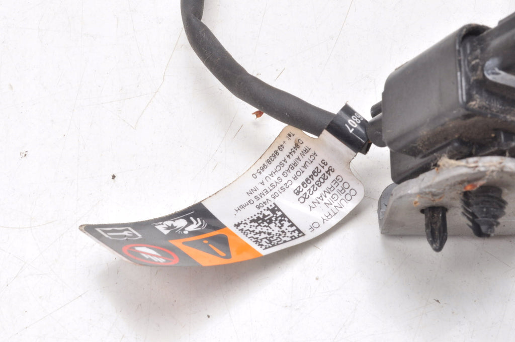 VOLVO S90 II V90 MASK CARTRIDGE RIGHT 31688051