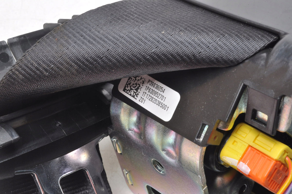 VOLVO S90 II V90 SEAT BELT MIDDLE REAR 2 ROW 39836054