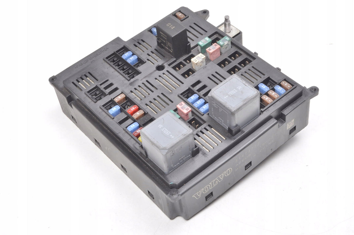 VOLVO S90 II V90 XC90 II FUSE BOX 31473772