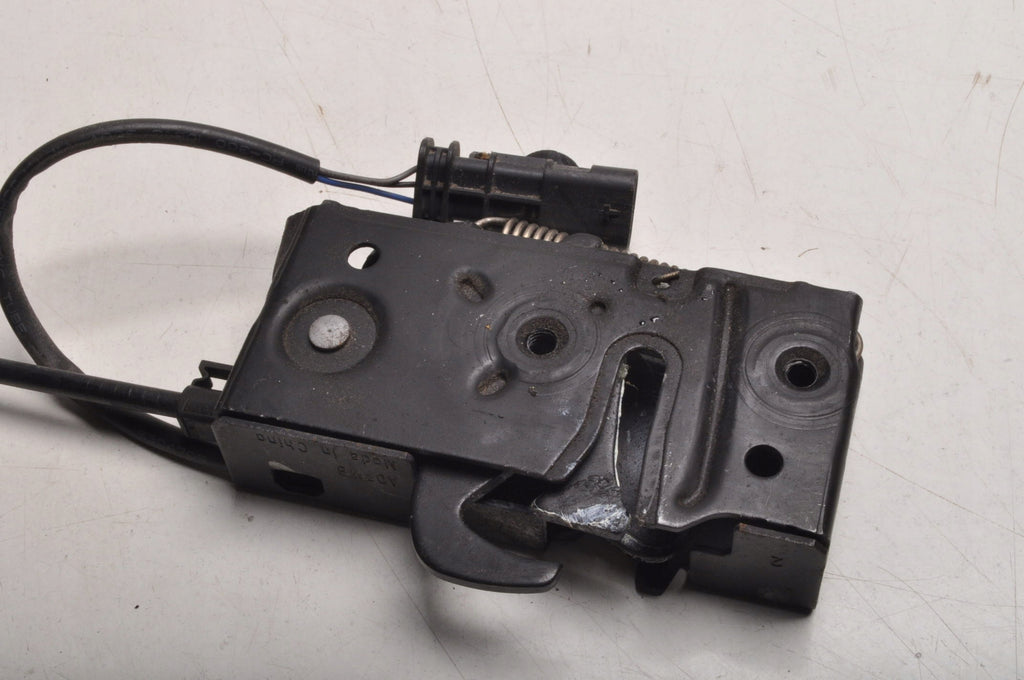 VOLVO S90 II V90 XC90 MASK LOCK LEFT 31479534