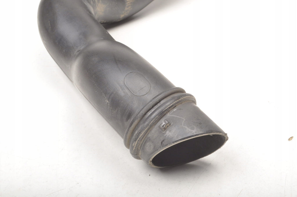 VOLVO S90 II XC90 II 2.0 D5 224KM AIR INTAKE PIPE 31370304