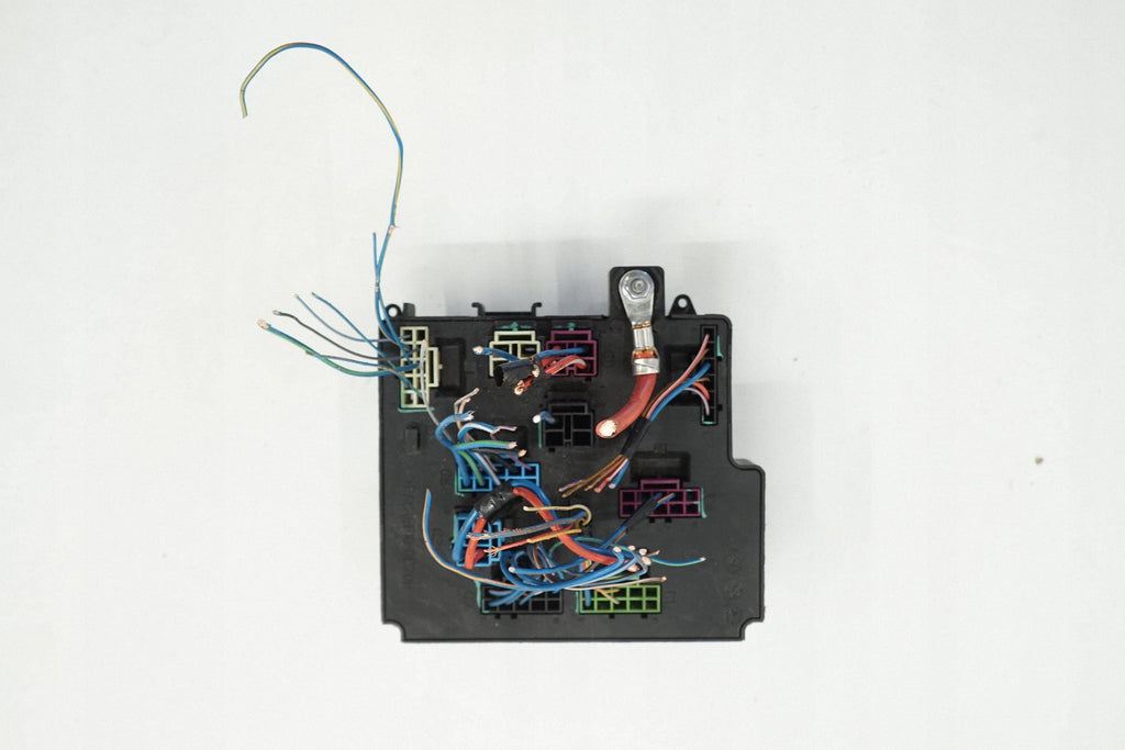 VOLVO S90 V90 17R 2.0 T6 BOX FUSE BOX 31473771