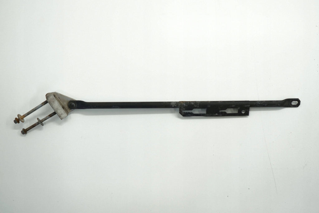 VOLVO S90 V90 17R BRACKET FRONT BELT MOUNTING LEFT 31387589