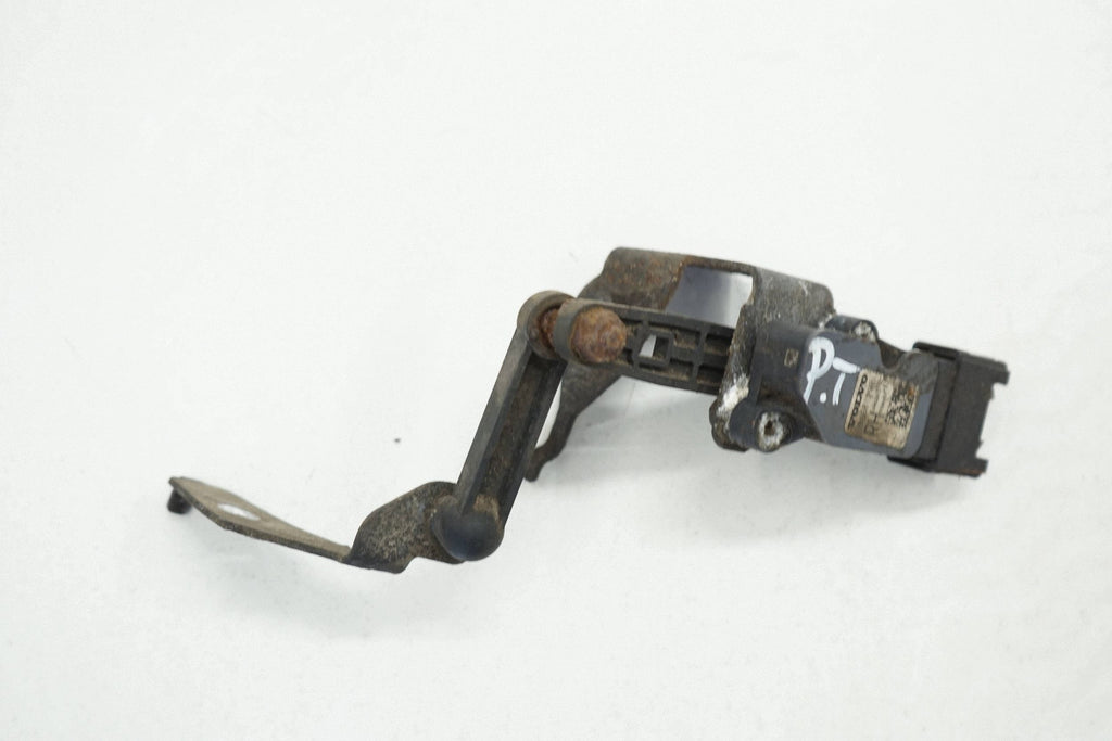 VOLVO S90 V90 17R LIGHT LEVELING SENSOR REAR 31681290