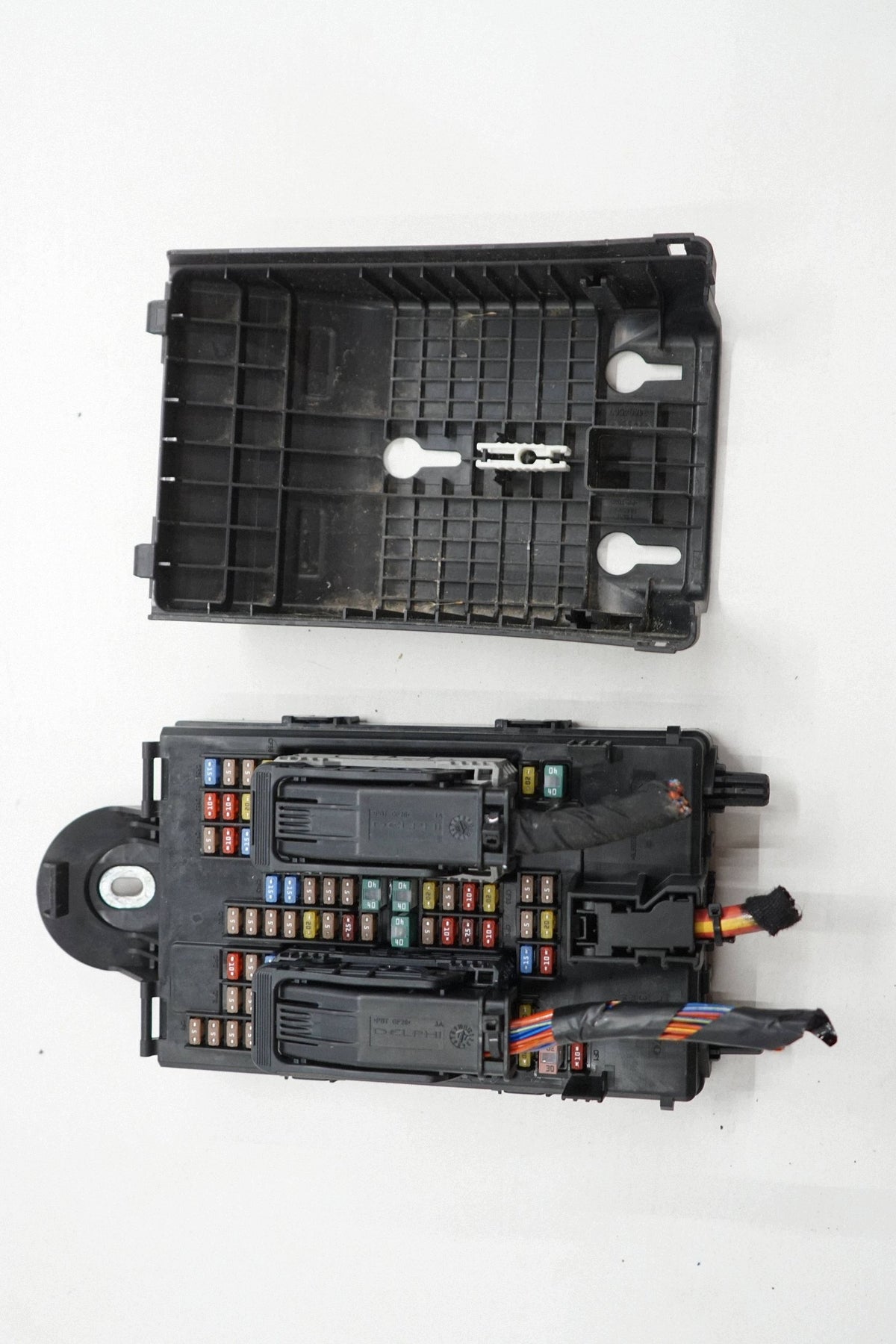 VOLVO S90 V90 18R 2.0 T6 BOX FUSE BOX 31682732