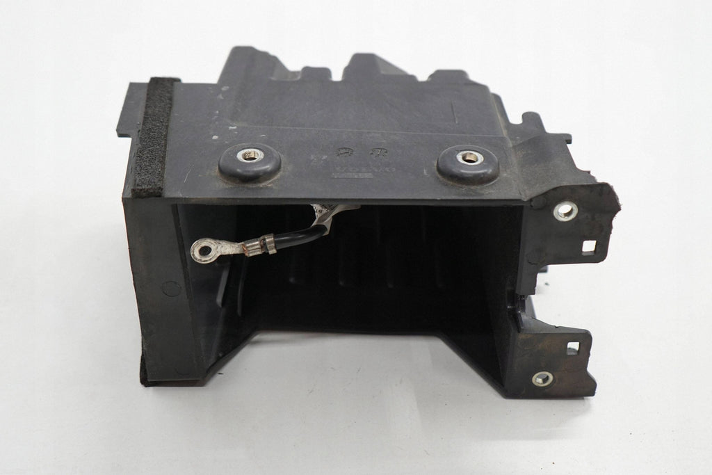 VOLVO S90 V90 18R BATTERY HOUSING 31479621
