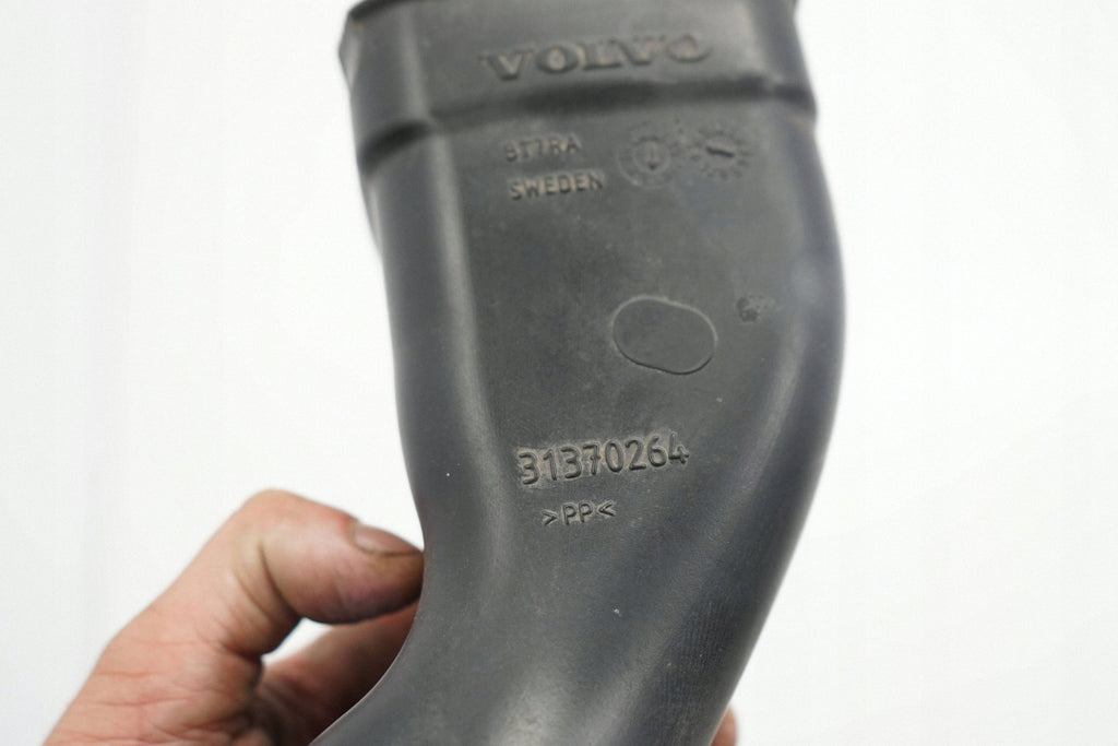 VOLVO S90 V90 2.0 T6 17R AIR INTAKE PIPE 31370264