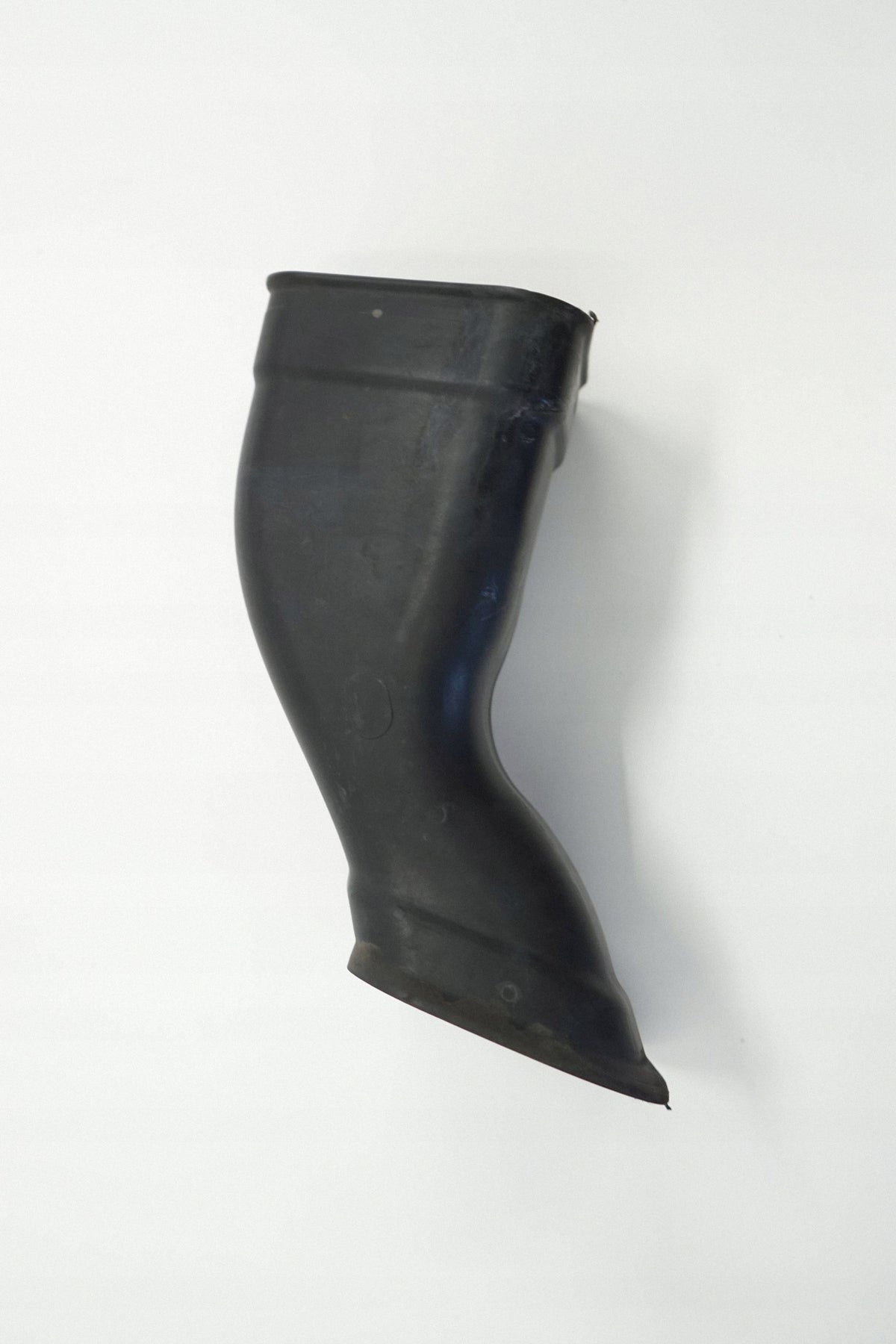 VOLVO S90 V90 2.0 T6 17R AIR INTAKE PIPE 31370264