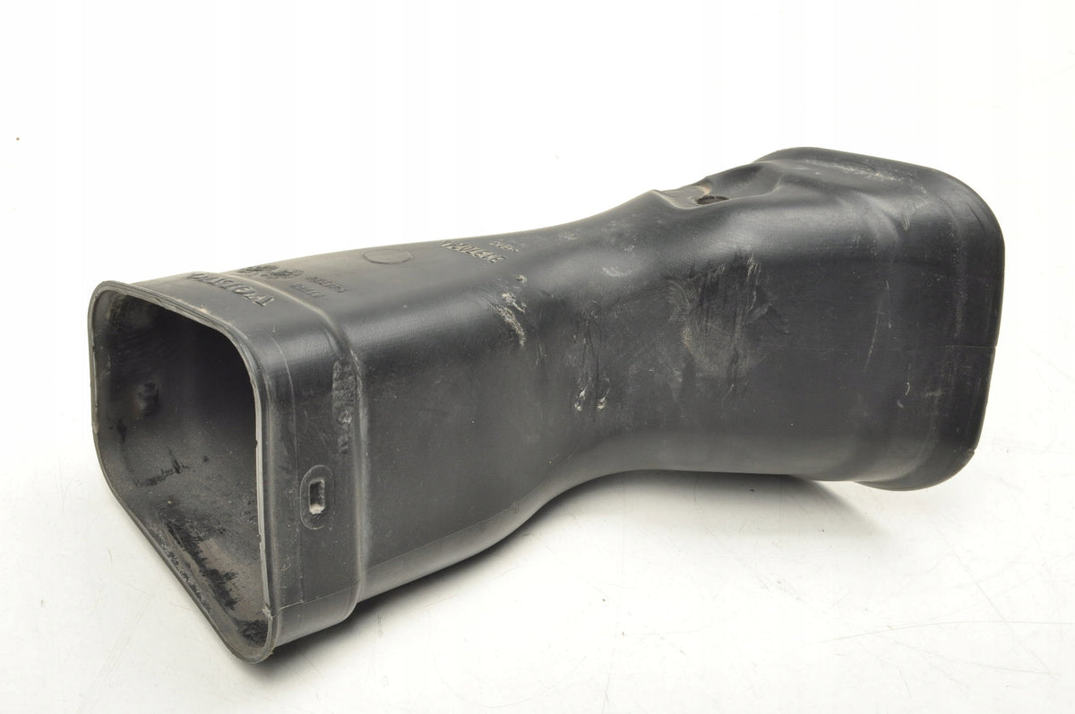 VOLVO S90 V90 II 2.0 D4 190KM AIR INTAKE PIPE 31370264
