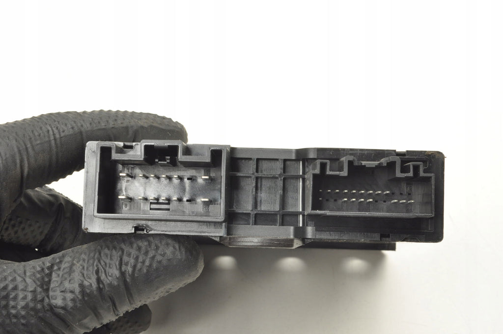 VOLVO S90 V90 II FLAP CONTROLLER MODULE 31676282