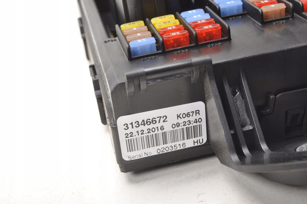 VOLVO S90 V90 II XC90 II FUSE BOX 31346672