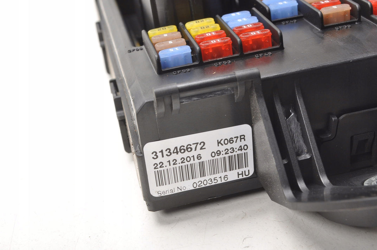 VOLVO S90 V90 II XC90 II FUSE BOX 31346672