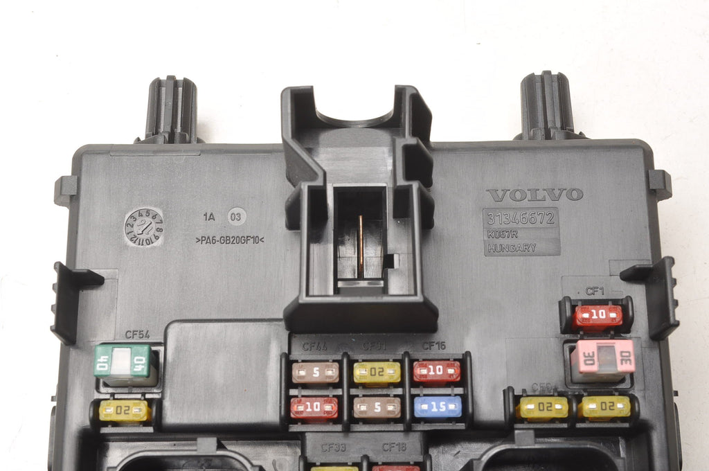 VOLVO S90 V90 II XC90 II FUSE BOX 31346672