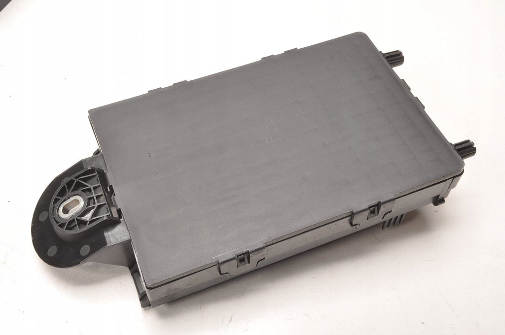 VOLVO S90 V90 II XC90 II FUSE BOX 31346672