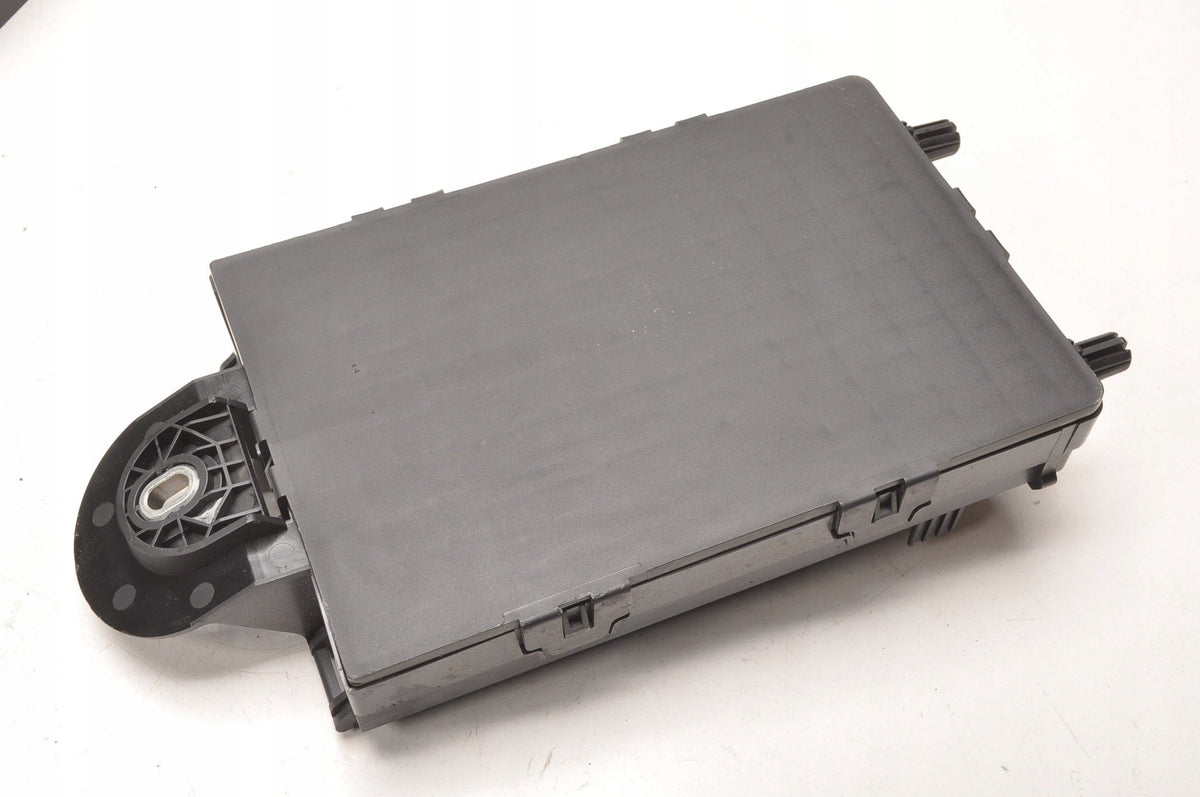 VOLVO S90 V90 II XC90 II FUSE BOX 31346672
