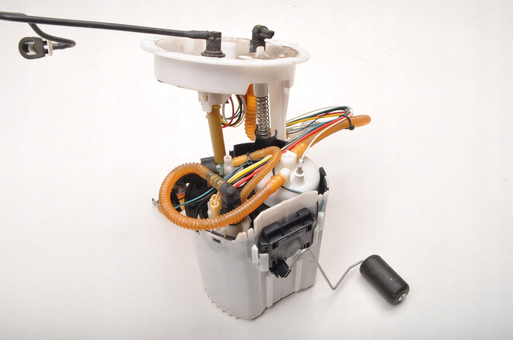 VOLVO S90 V90 XC90 II T8 Hybrid 2.0 16V 405HP FUEL PUMP 31392029
