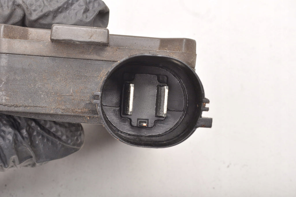 VOLVO V40 II 1.5 T2 122KM FAN CONTROLLER MODULE 940009302