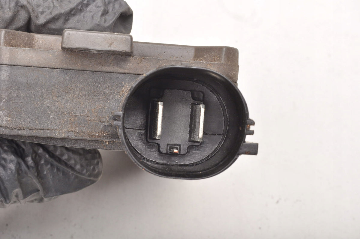 VOLVO V40 II 1.5 T2 122KM FAN CONTROLLER MODULE 940009302