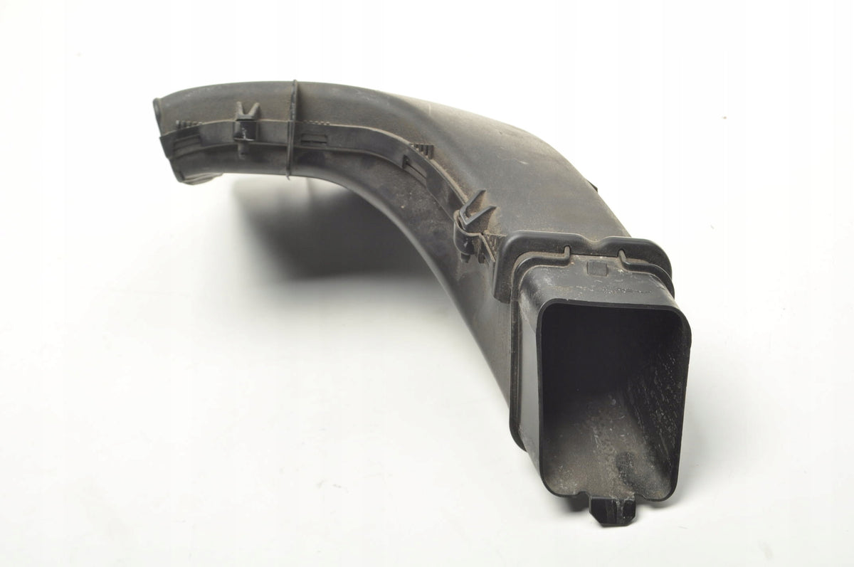 VOLVO V40 II 1.5 T3 152KM AIR INTAKE PIPE 31338658