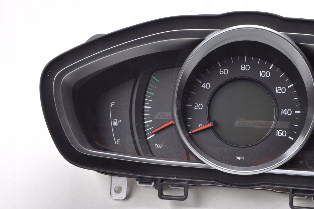 VOLVO V40 II 1.6 D2 114KM COUNTER CLOCKS 31412876 UK