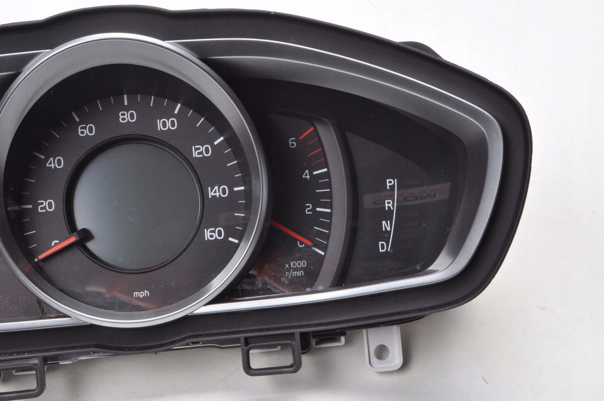 VOLVO V40 II 1.6 D2 114KM COUNTER CLOCKS 31412876 UK