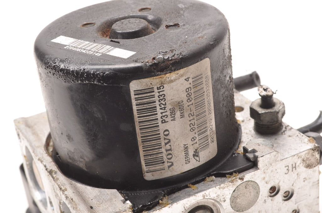 VOLVO V40 II 1.6 D2 114KM PUMP ABS 31423315