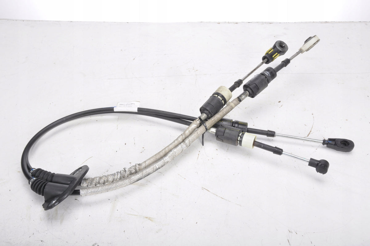 VOLVO V40 II 1.6 D2 SHIFT CABLE 31367496