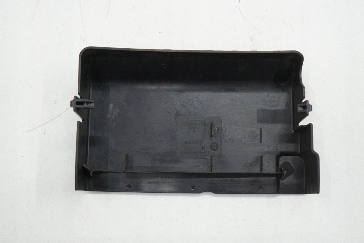 VOLVO V40 II 12R BATTERY HOUSING COVER 31328974