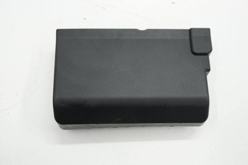 VOLVO V40 II 12R BATTERY HOUSING COVER 31328974