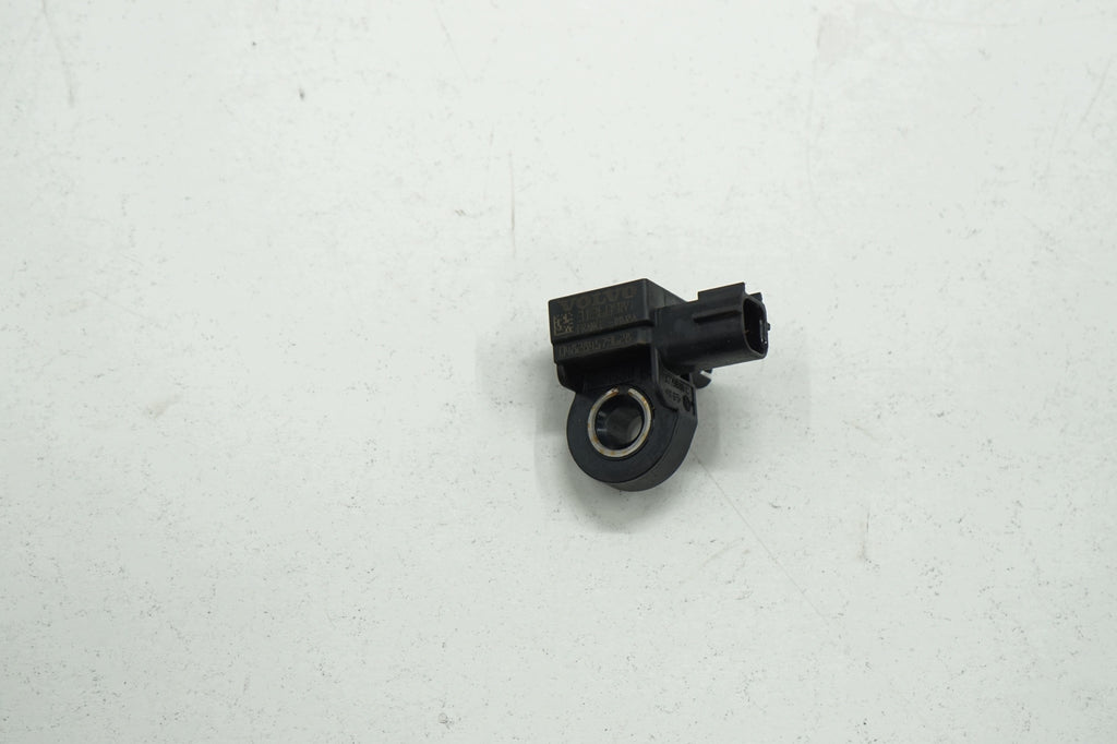 VOLVO V40 II 12R IMPACT SENSOR 31360984