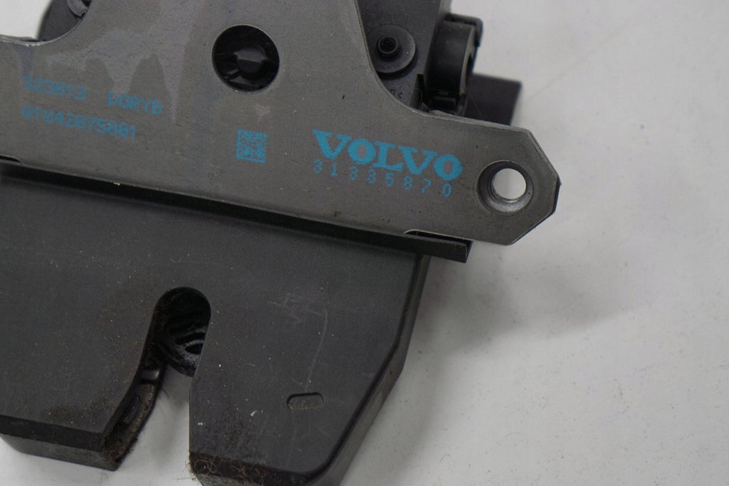 VOLVO V40 II 12R TAILGATE LOCK 31335870