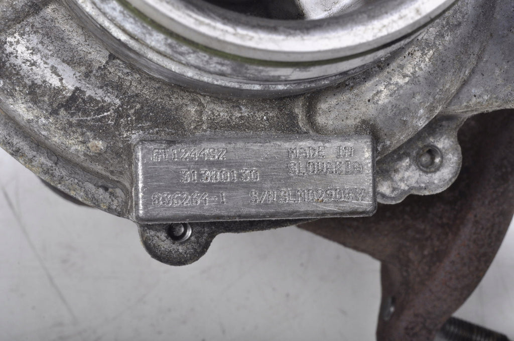 VOLVO V40 II 2.0 D2 120KM TURBINE 31380130