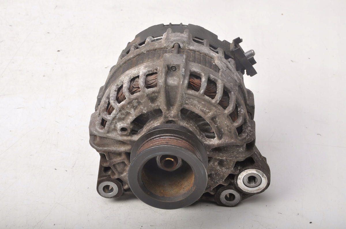 VOLVO V40 II 2.0 D3 150KM ALTERNATOR 2013.09 - 2015.12