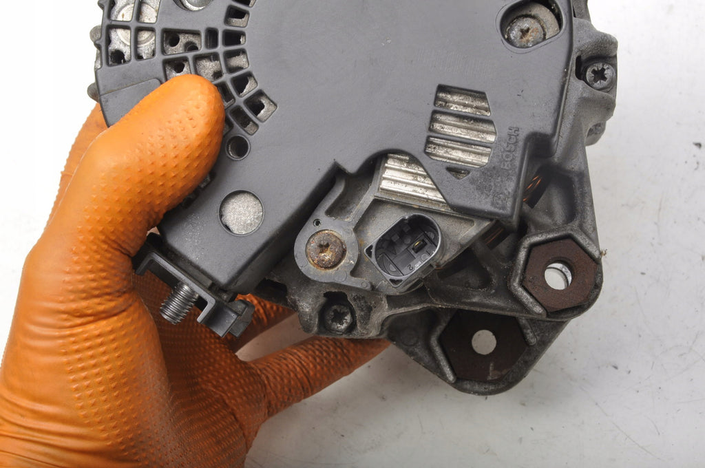VOLVO V40 II 2.0 D3 150KM ALTERNATOR 2013.09 - 2015.12