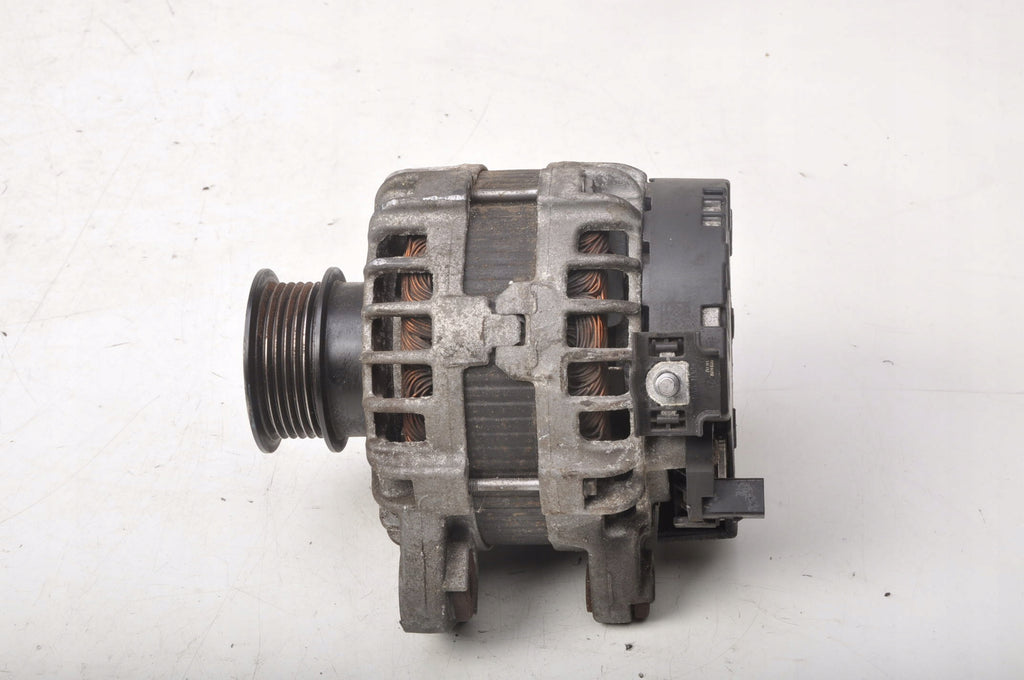 VOLVO V40 II 2.0 D3 150KM ALTERNATOR 2013.09 - 2015.12