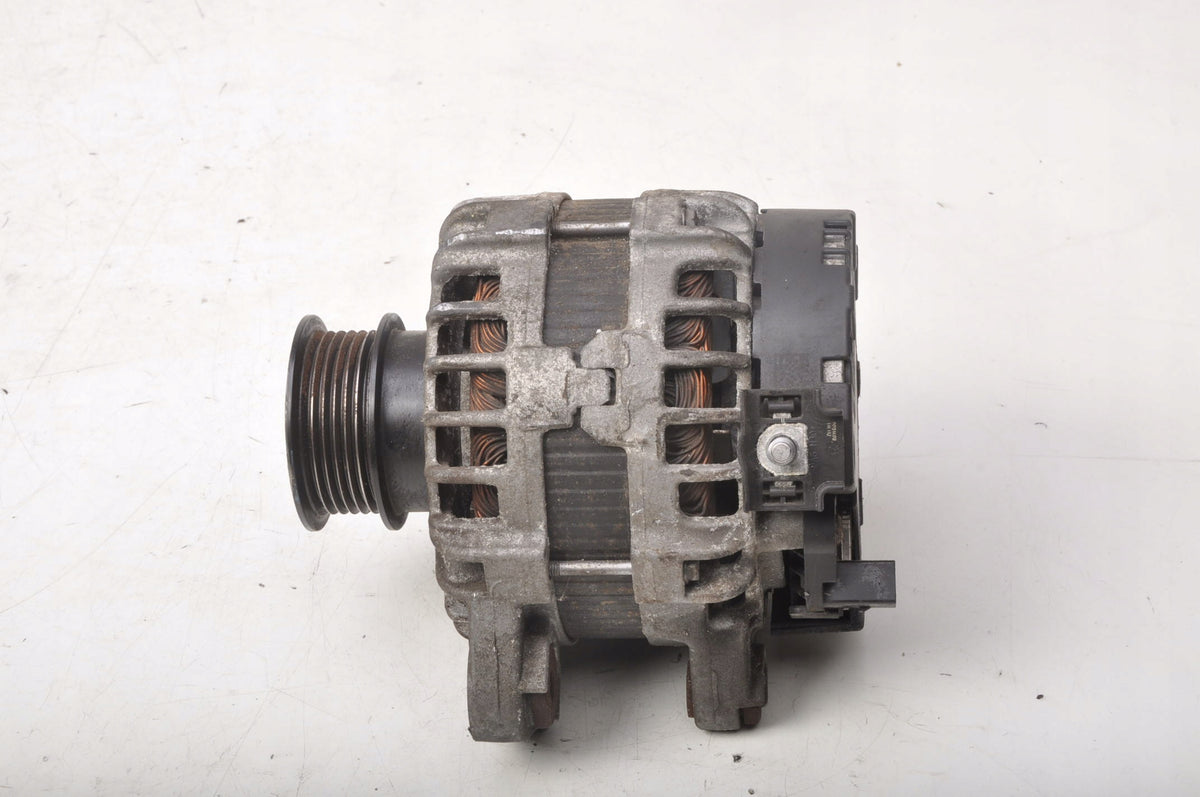 VOLVO V40 II 2.0 D3 150KM ALTERNATOR 2013.09 - 2015.12