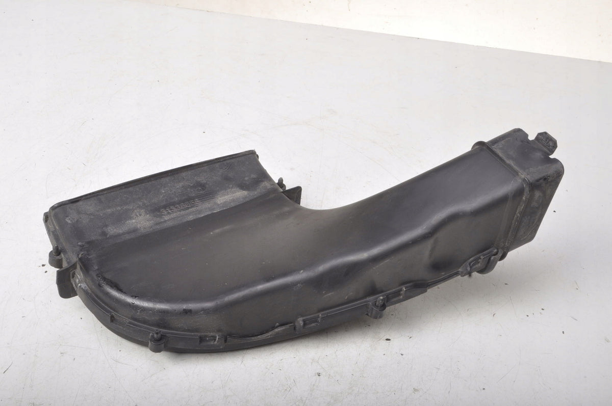 VOLVO V40 II 2.0 D4 190KM AIR INTAKE PIPE 31338658