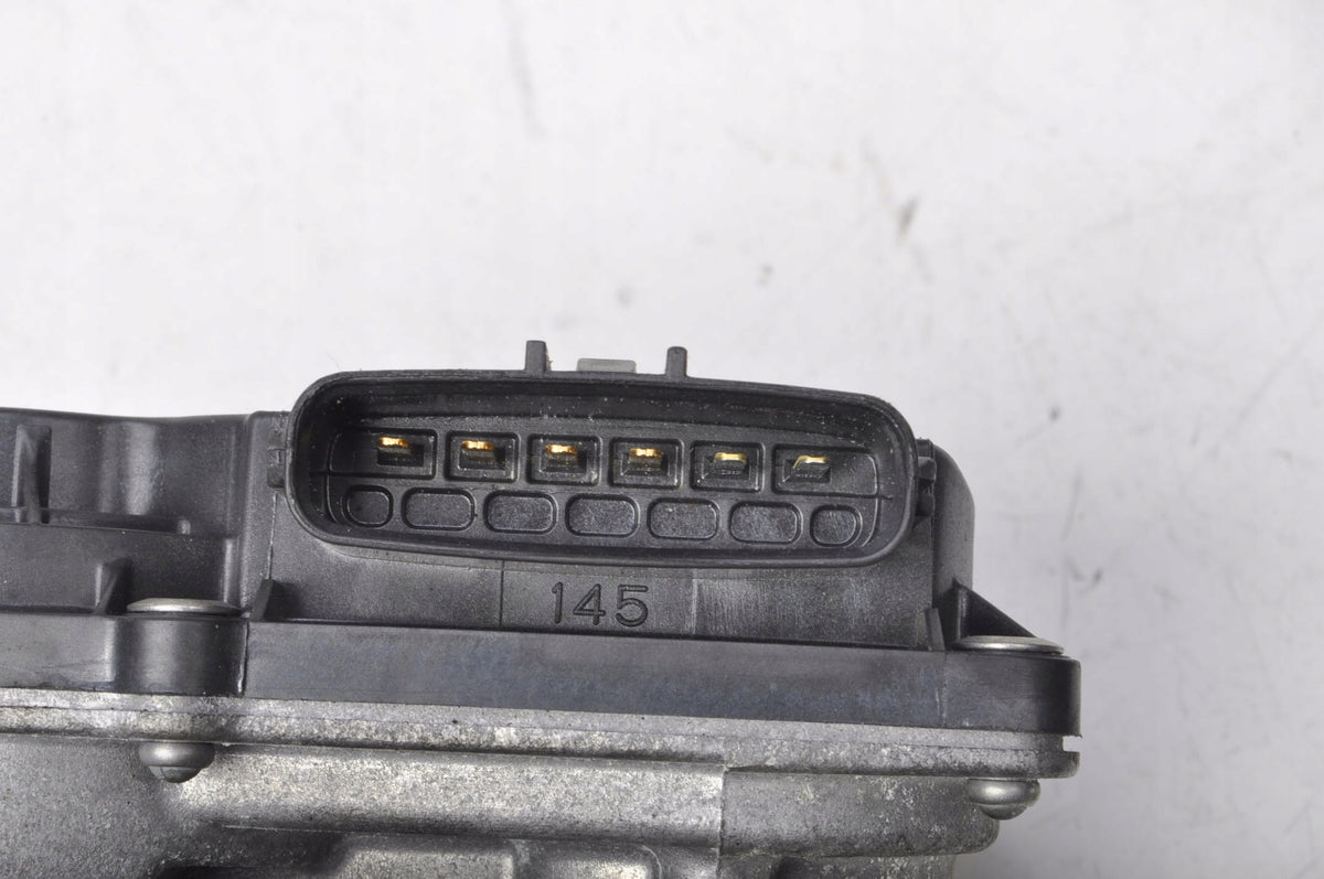VOLVO V40 II 2.0 T2 THROTTLE 31293736