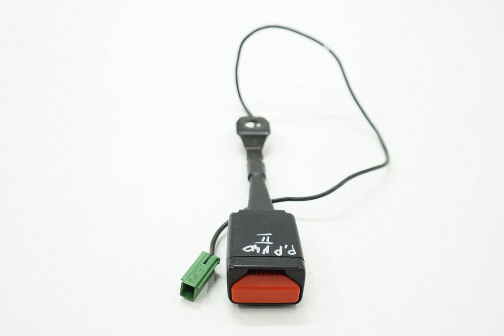 VOLVO V40 II 2012- Seat Belt Buckle, Front Right, Part Number 8632604