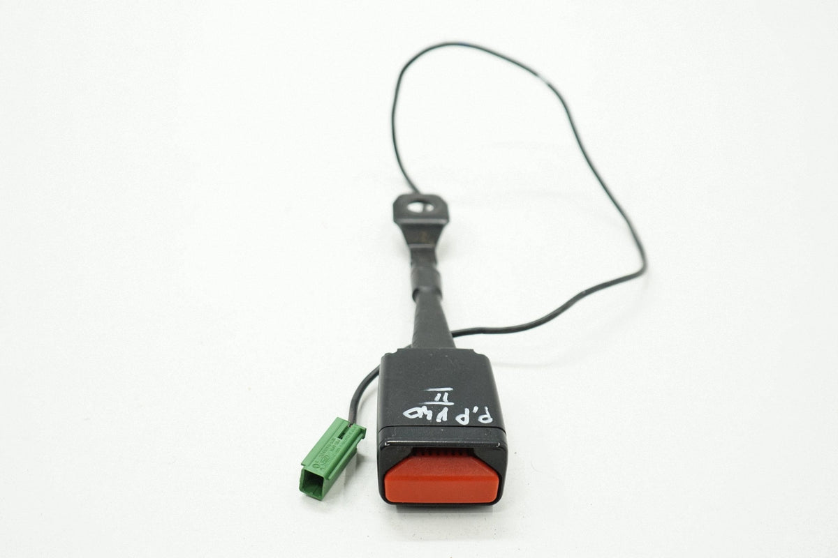 VOLVO V40 II 2012- Seat Belt Buckle, Front Right, Part Number 8632604