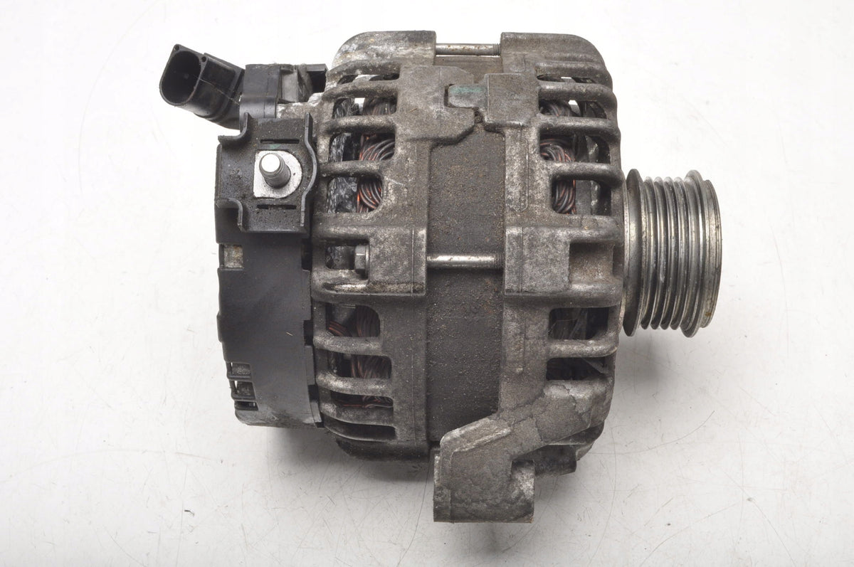 VOLVO V40 II ALTERNATOR 31288880